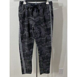 Hollywood the Jean People Womens Size Small Pants 28X28 Camo Mid Rise